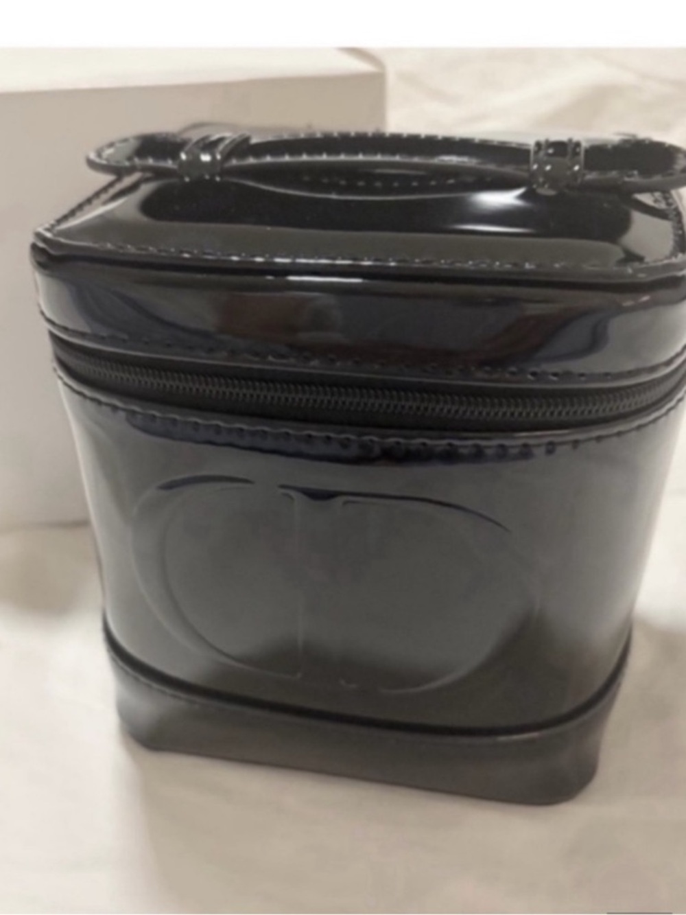 Dior Black Patent CD Embossed Vanity Case - Picture 3 of 7